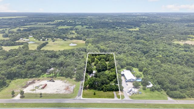 130 County Road 3102, Greenville, TX 75402