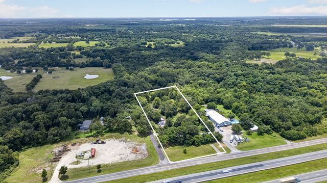 130 County Road 3102, Greenville, TX 75402