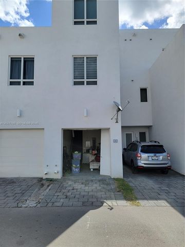 6310 NW 103rd Place 202, Doral, FL 33178