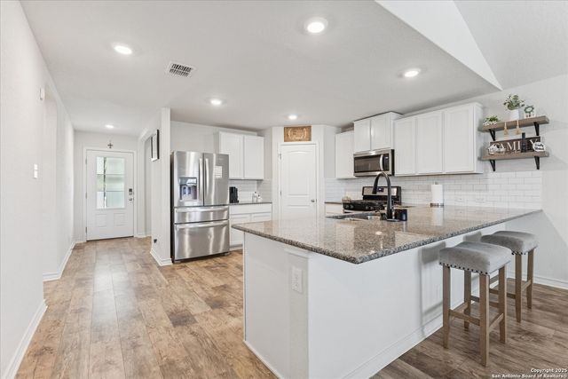 9721 Moon Shine, San Antonio, TX 78254