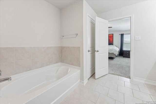 9721 Moon Shine, San Antonio, TX 78254