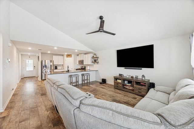 9721 Moon Shine, San Antonio, TX 78254