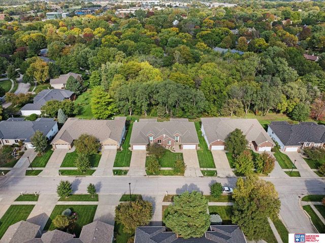 1620 Old Farm Road, Lincoln, NE 68512