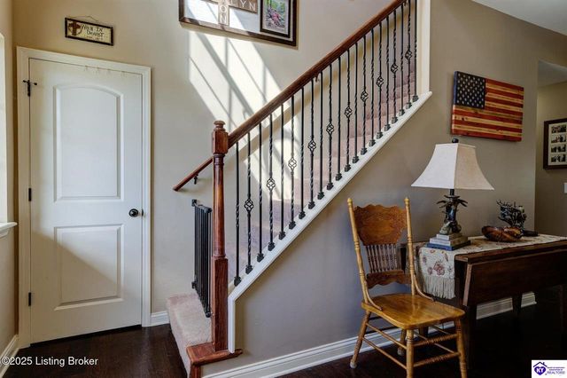 316 Merlot Court, Vine Grove, KY 40175