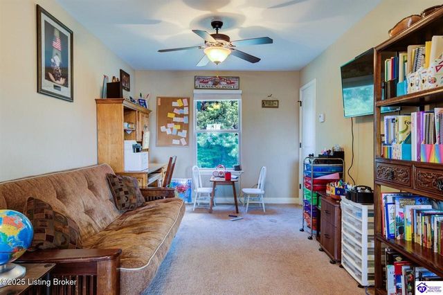 316 Merlot Court, Vine Grove, KY 40175