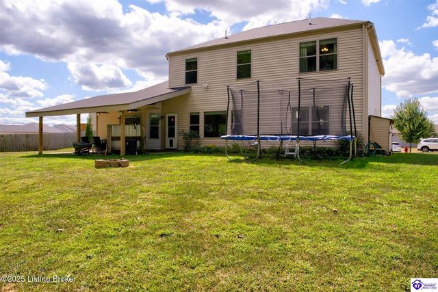 316 Merlot Court, Vine Grove, KY 40175