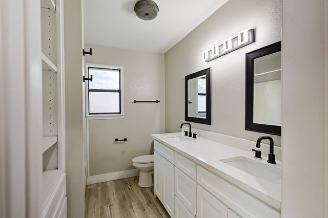 621 Main Street, Roanoke, TX 76262