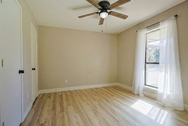 621 Main Street, Roanoke, TX 76262