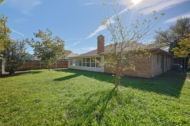 621 Main Street, Roanoke, TX 76262