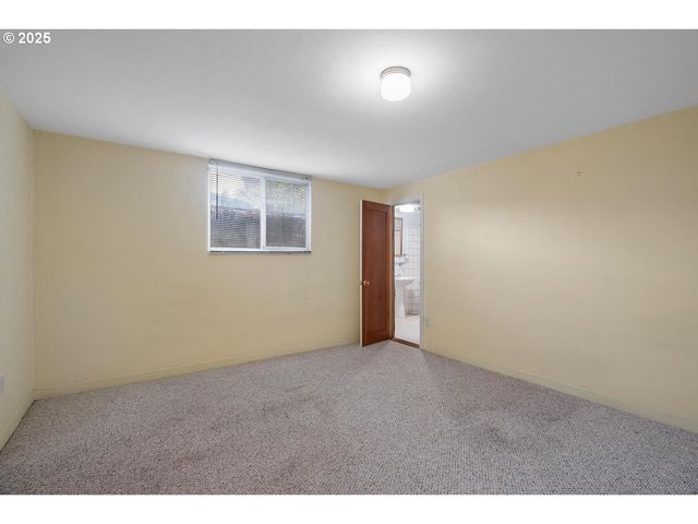 1580 BONNIE Way, Salem, OR 97304