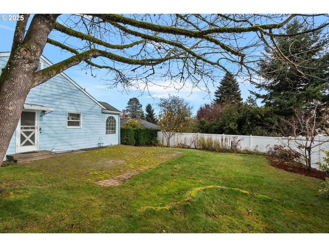1580 BONNIE Way, Salem, OR 97304