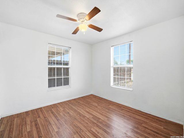 501 E WESTMEYER ST, Poth, TX 78147