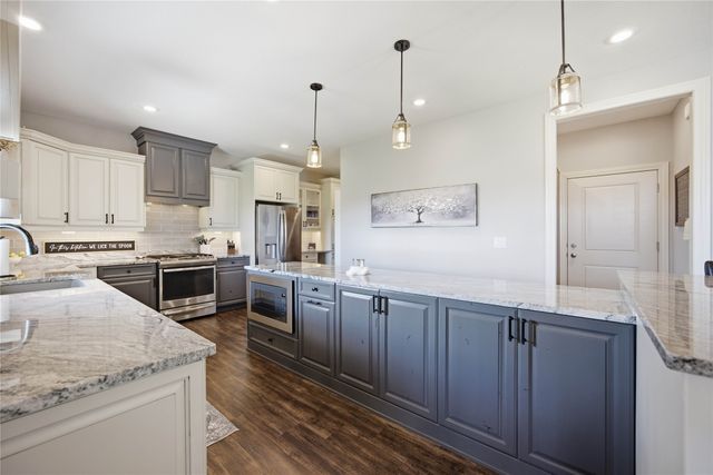 3025 Tassel Lane, Adel, IA 50003
