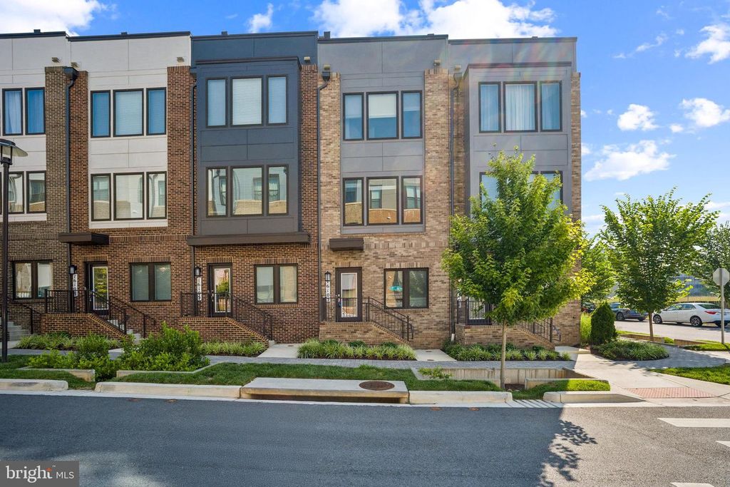 16103 CONNORS WAY, Rockville, MD 20855