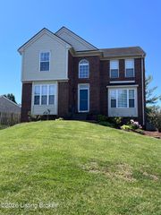 3102 Binnacle Pl, Louisville, KY 40220
