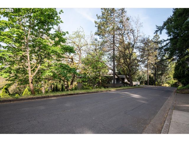 0 Crenshaw Rd, Eugene, OR 97401
