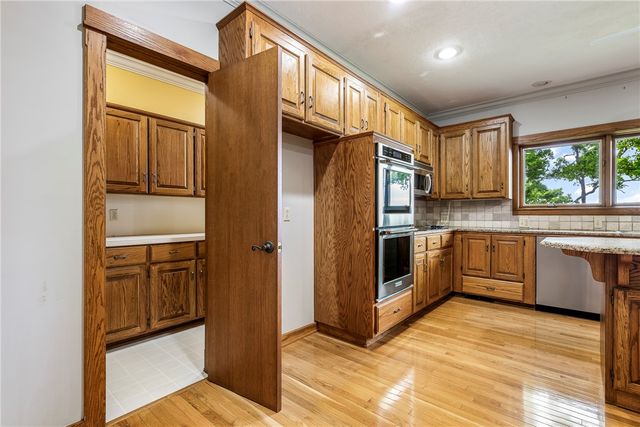 8551 David Drive, Rogers, AR 72756