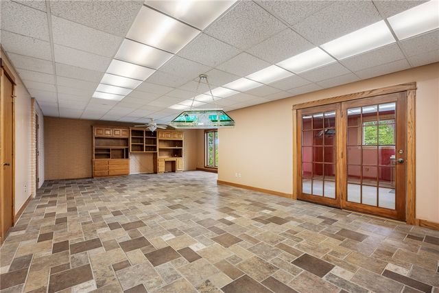 8551 David Drive, Rogers, AR 72756