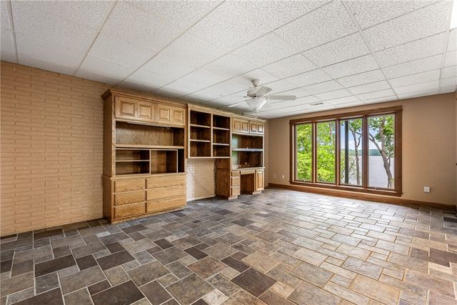 8551 David Drive, Rogers, AR 72756