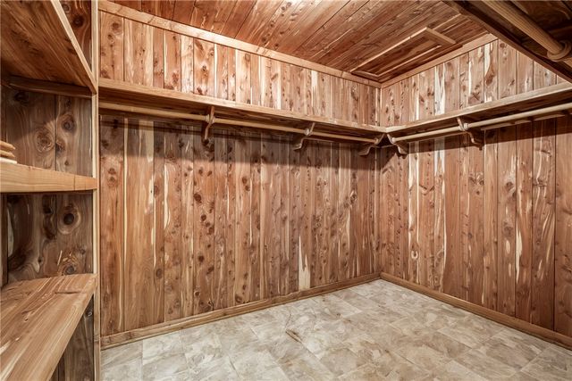8551 David Drive, Rogers, AR 72756