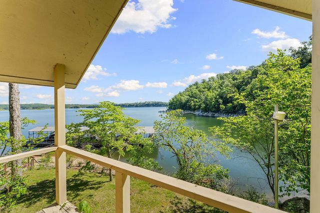 8551 David Drive, Rogers, AR 72756