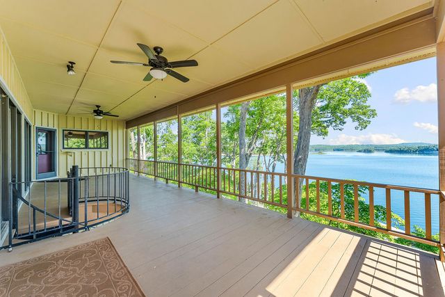 8551 David Drive, Rogers, AR 72756