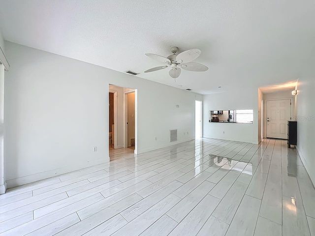 6140 BURNSIDE CIRCLE 204, Orlando, FL 32822