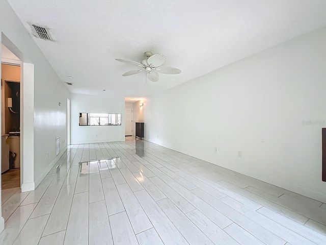 6140 BURNSIDE CIRCLE 204, Orlando, FL 32822