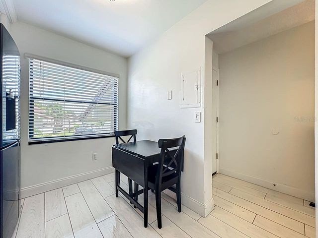 6140 BURNSIDE CIRCLE 204, Orlando, FL 32822