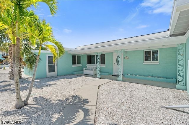 411 Connecticut ST, Fort Myers Beach, FL 33931