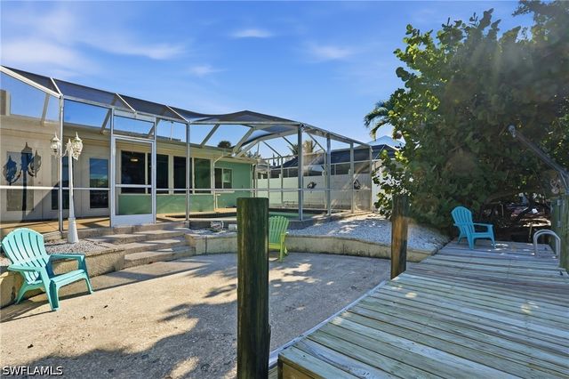411 Connecticut ST, Fort Myers Beach, FL 33931
