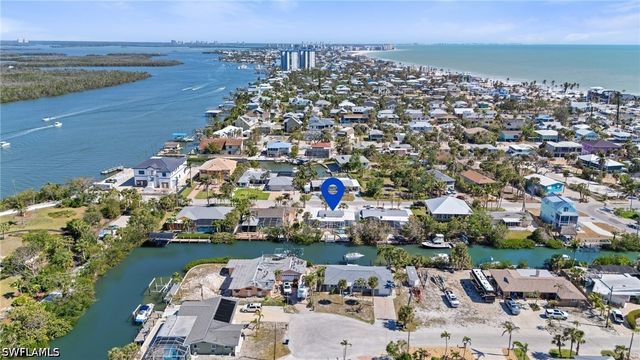 411 Connecticut ST, Fort Myers Beach, FL 33931
