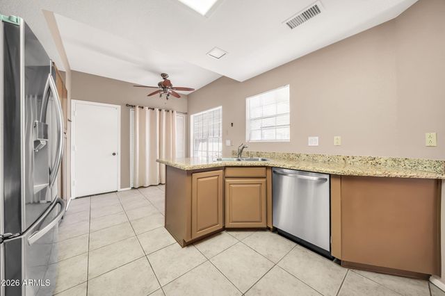 10019 E MOUNTAIN VIEW Road 1103, Scottsdale, AZ 85258