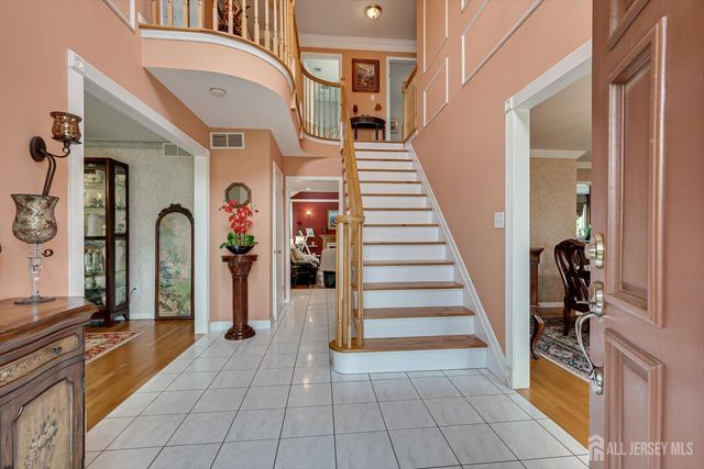 15 Alexander Court, South River, NJ 08882