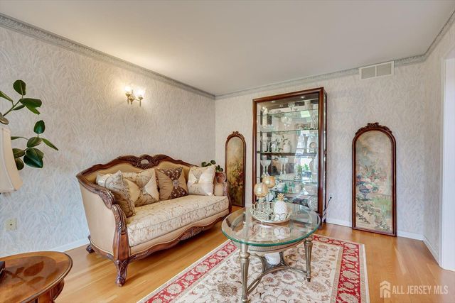 15 Alexander Court, South River, NJ 08882