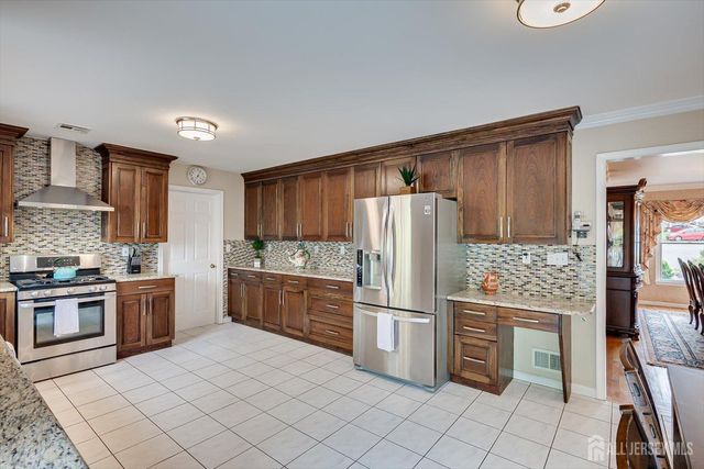 15 Alexander Court, South River, NJ 08882