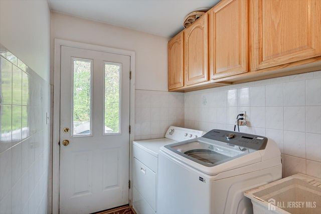 15 Alexander Court, South River, NJ 08882