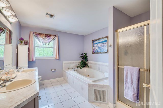 15 Alexander Court, South River, NJ 08882
