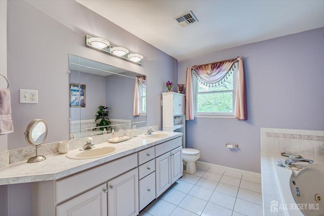 15 Alexander Court, South River, NJ 08882