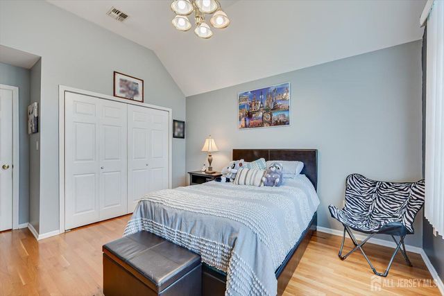 15 Alexander Court, South River, NJ 08882