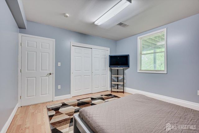 15 Alexander Court, South River, NJ 08882