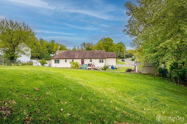 15 Alexander Court, South River, NJ 08882