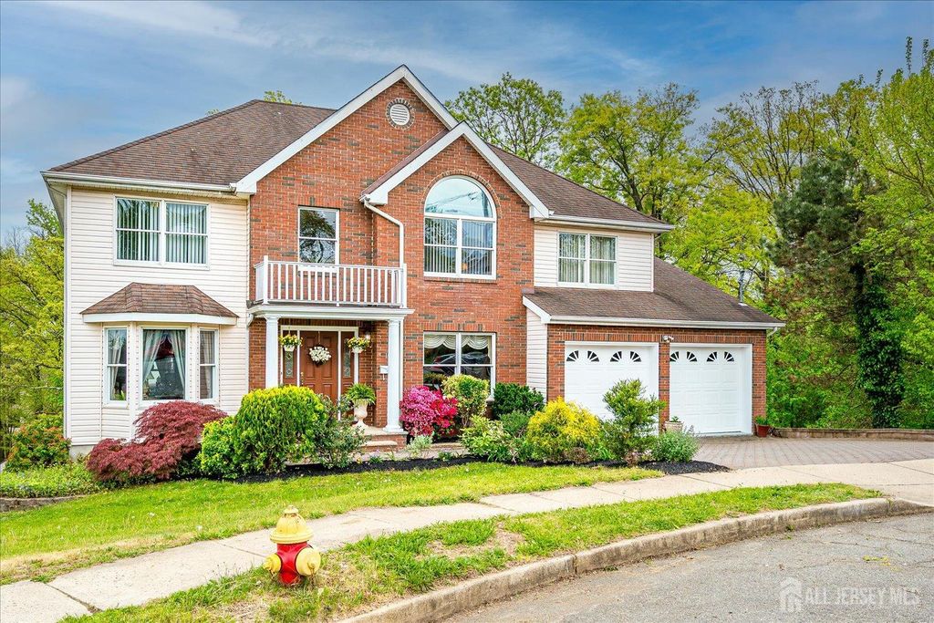 15 Alexander Court, South River, NJ 08882