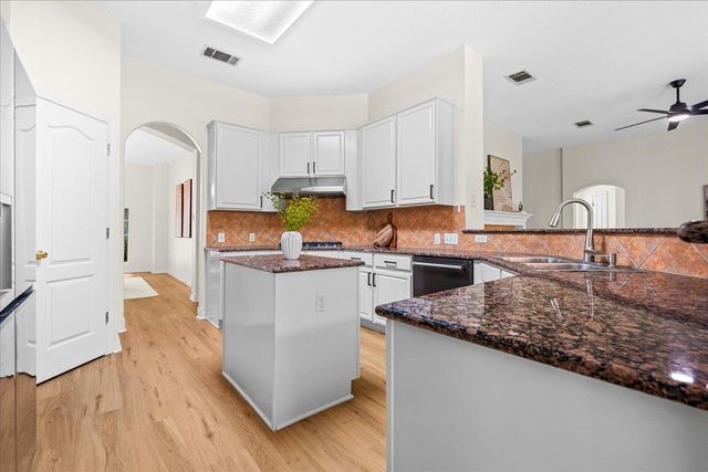 2513 Niemann DR, Austin, TX 78748