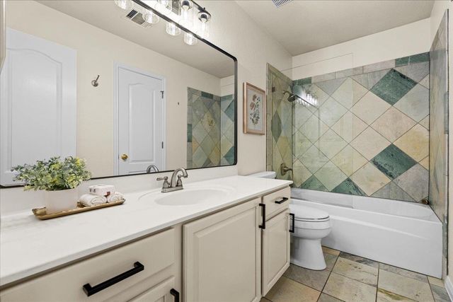 2513 Niemann DR, Austin, TX 78748