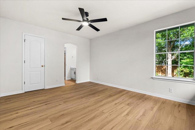2513 Niemann DR, Austin, TX 78748