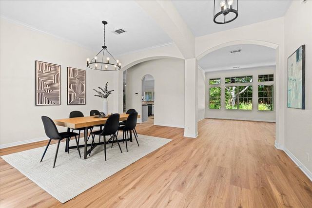 2513 Niemann DR, Austin, TX 78748