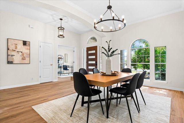 2513 Niemann DR, Austin, TX 78748