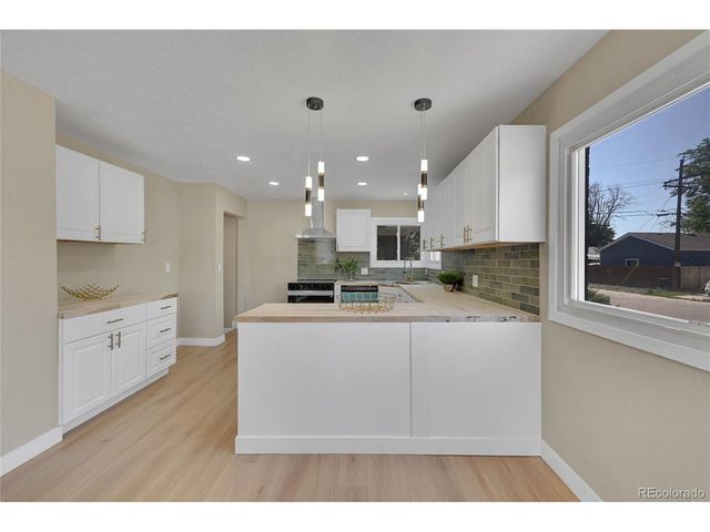 1596 South Stuart St, Denver, CO 80219