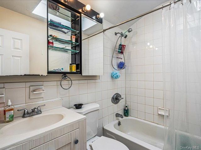 76-30 Grand Central Parkway, Forest Hills, NY 11375